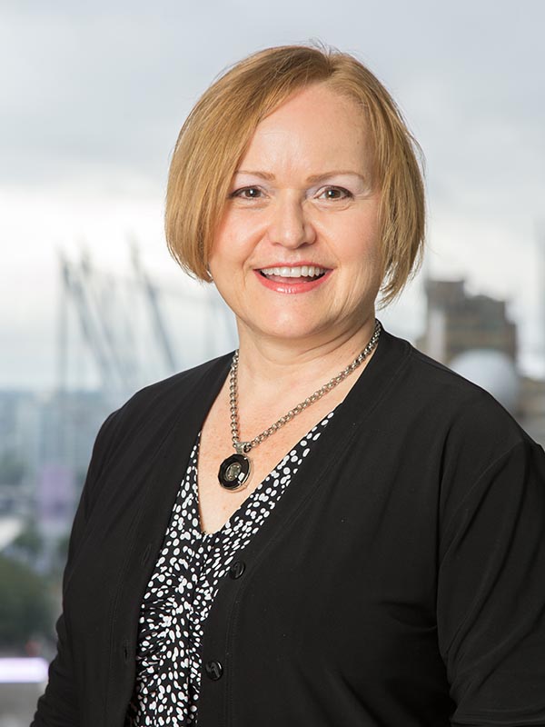 Karen Epp, Senior Recruiter and Headhunter in the Accounting and Finance sectors