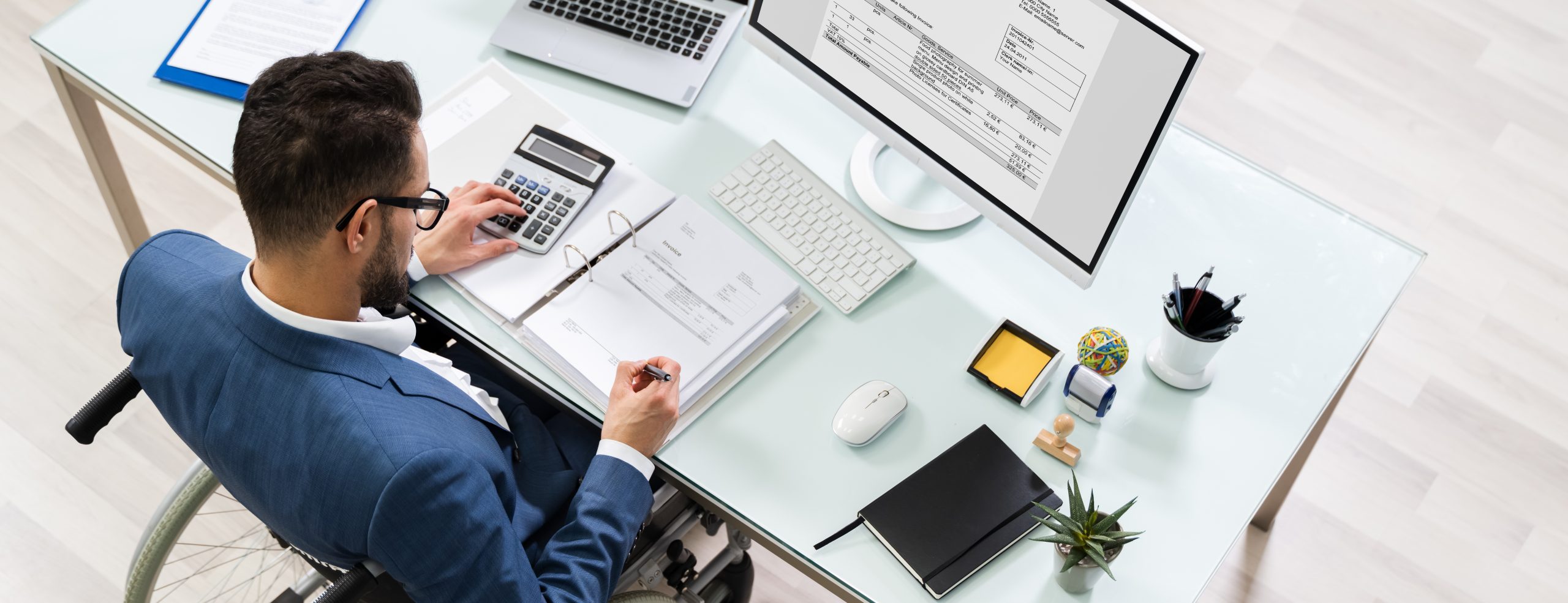 Finance accounting consultant job